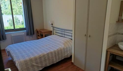Standard Double Room with Shared Bathroom