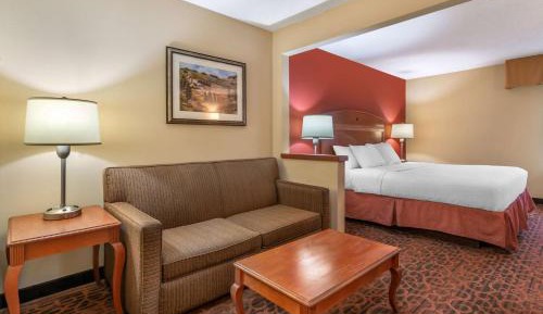 King Suite with Sofa Bed - Non-Smoking
