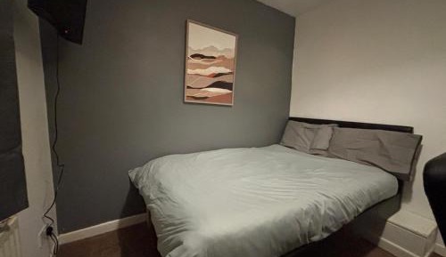 Double Room with Shared Bathroom