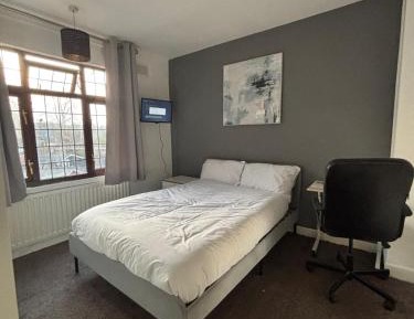 Double Room with Shared Bathroom