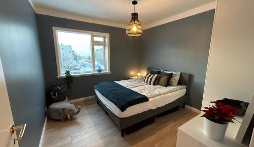 Standard Double Room with Shared Bathroom