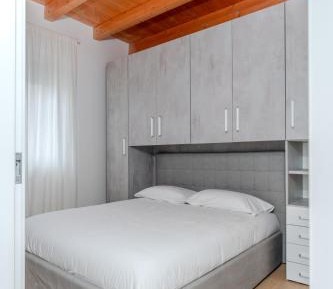 Deluxe One-Bedroom Apartment with City View