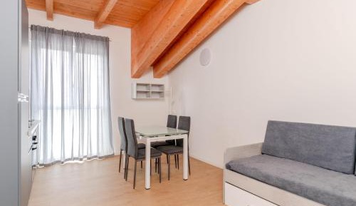Classic One-Bedroom Apartment with King Bed