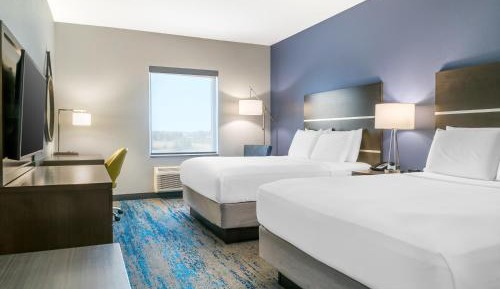 Standard Queen Room with Two Queen Beds - Non Smoking 