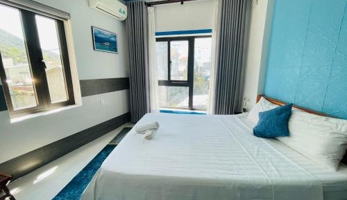 King Room with Mountain View