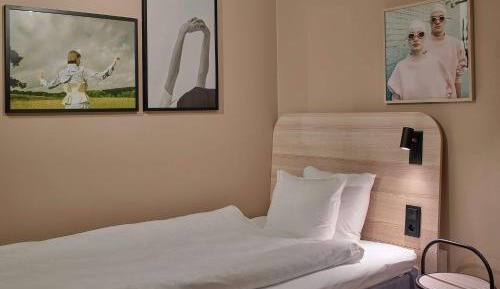 Standard Single Room