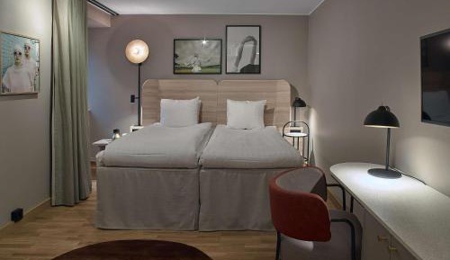 Standard Family Room