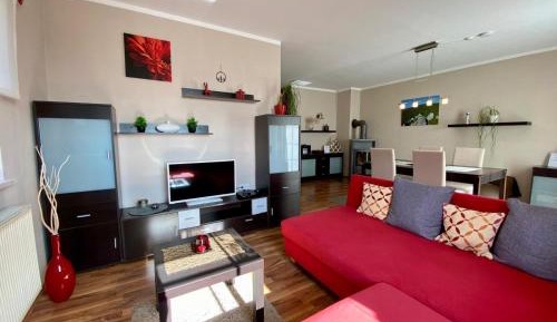 One-Bedroom Apartment with Bathroom