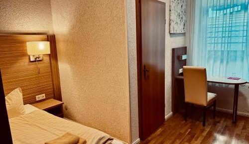 Economy Single Room