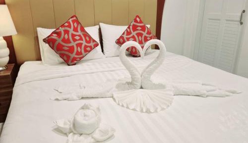 Deluxe Room (2 Adults + 1 Child)