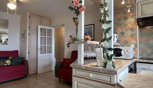 One-Bedroom Apartment with Sea View