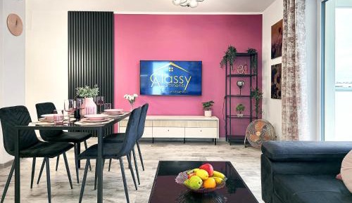 Two-Bedroom Deluxe Apartment with Balcony