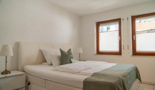 Three-Bedroom Apartment with Balcony