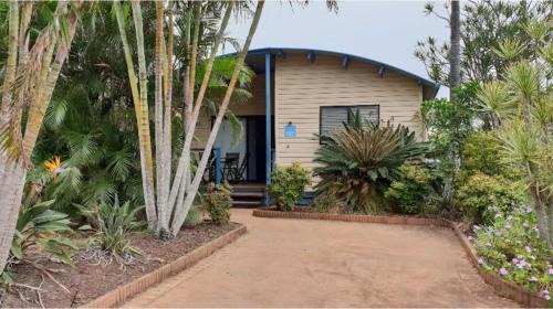 Superior 2 Bedroom Cabin - Pet Friendly