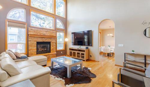 Four-Bedroom Holiday Home