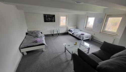 Basic Triple Room