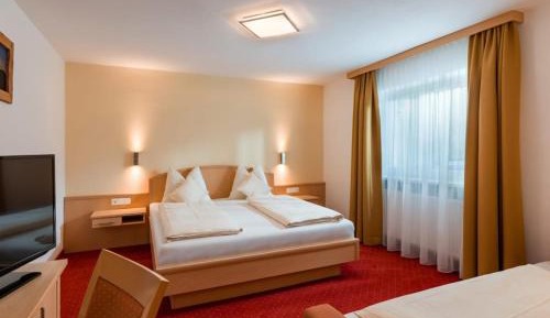 Large Double Room