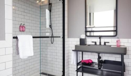 1 Queen Bed, Twin Bunk, Guest room