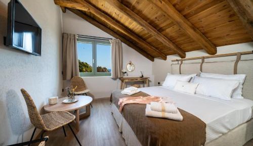 Deluxe Double Room with Sea View
