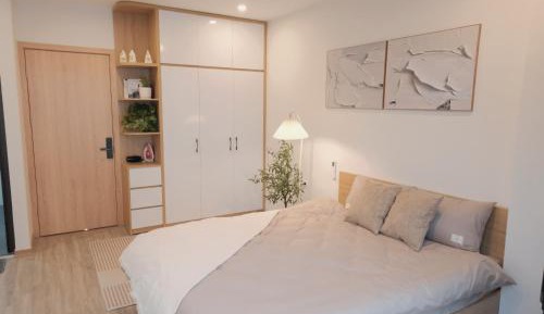 Studio with Terrace