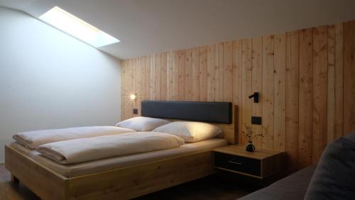 One-Bedroom Apartment with Balcony and Mountain View  