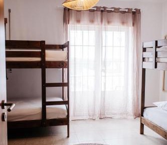 Bed in 6-Bed Mixed Dormitory Room
