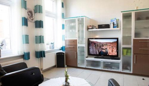 Three-Bedroom Apartment with Terrace