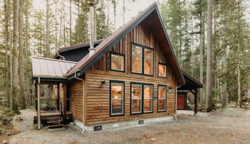 Three-Bedroom Cabin