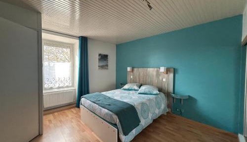 Superior One-Bedroom Apartment