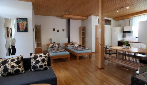 Superior One-Bedroom Apartment