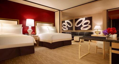 Encore Resort Two Queens (Check-in at Encore)