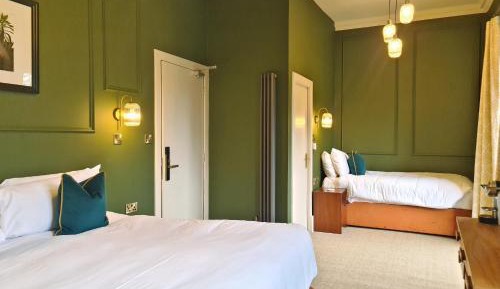Superior Triple Room