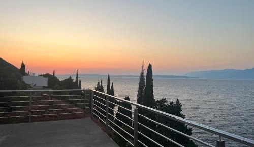 Studio with Sea View