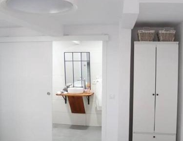Twin Room with Private Bathroom