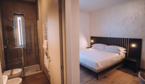 Queen Room with Balcony