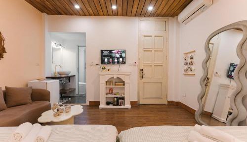Deluxe Family Room