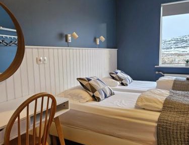 Twin Room with Shared Bathroom