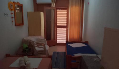 Twin Room with Shower