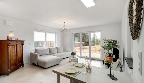 Superior One-Bedroom Apartment