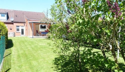 One-Bedroom Holiday Home