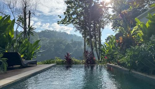 One-Bedroom Pool Villa with Free 1x Floating Breakfast