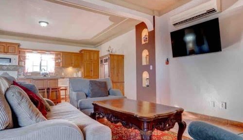 Three-Bedroom Holiday Home 