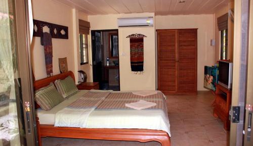 Deluxe Bungalow with Fan