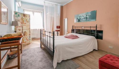 Three-Bedroom Deluxe Apartment