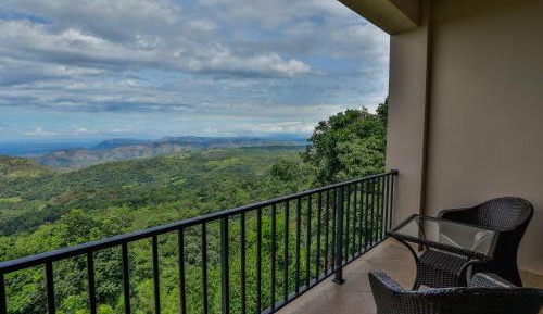 Triple Room with Mountain View