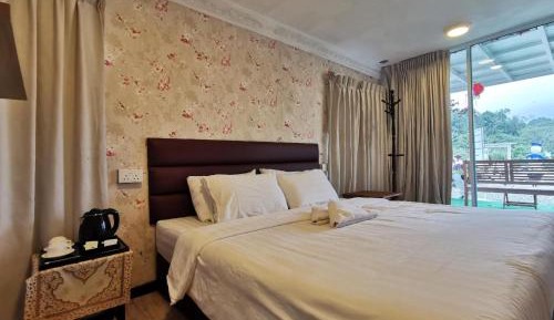 Standard King Room