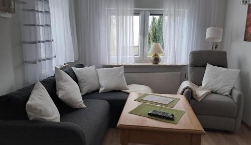One-Bedroom Apartment with Shower