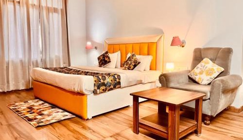 King Room with Mountain View