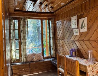 Superior Double or Twin Room with Mountain View