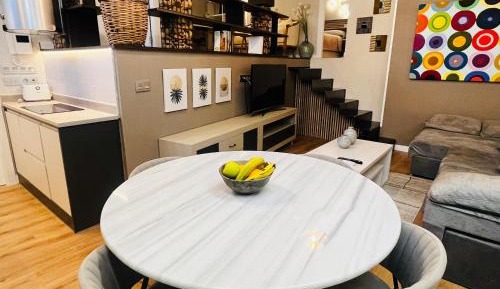 One-bedroom Loft Apartment 